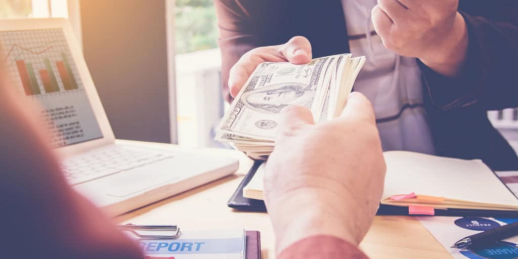 Installment Loans vs Payday Loans